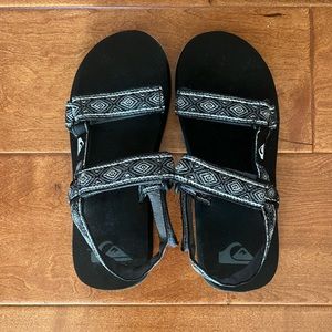 NWOT Quiksilver Sandals